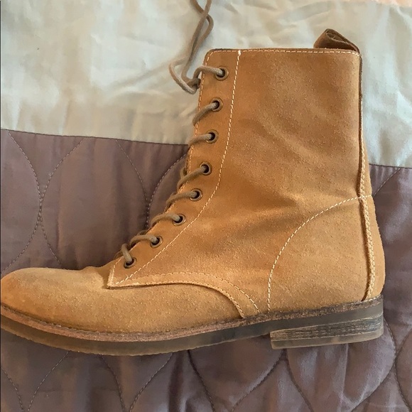Boots - Picture 1 of 4